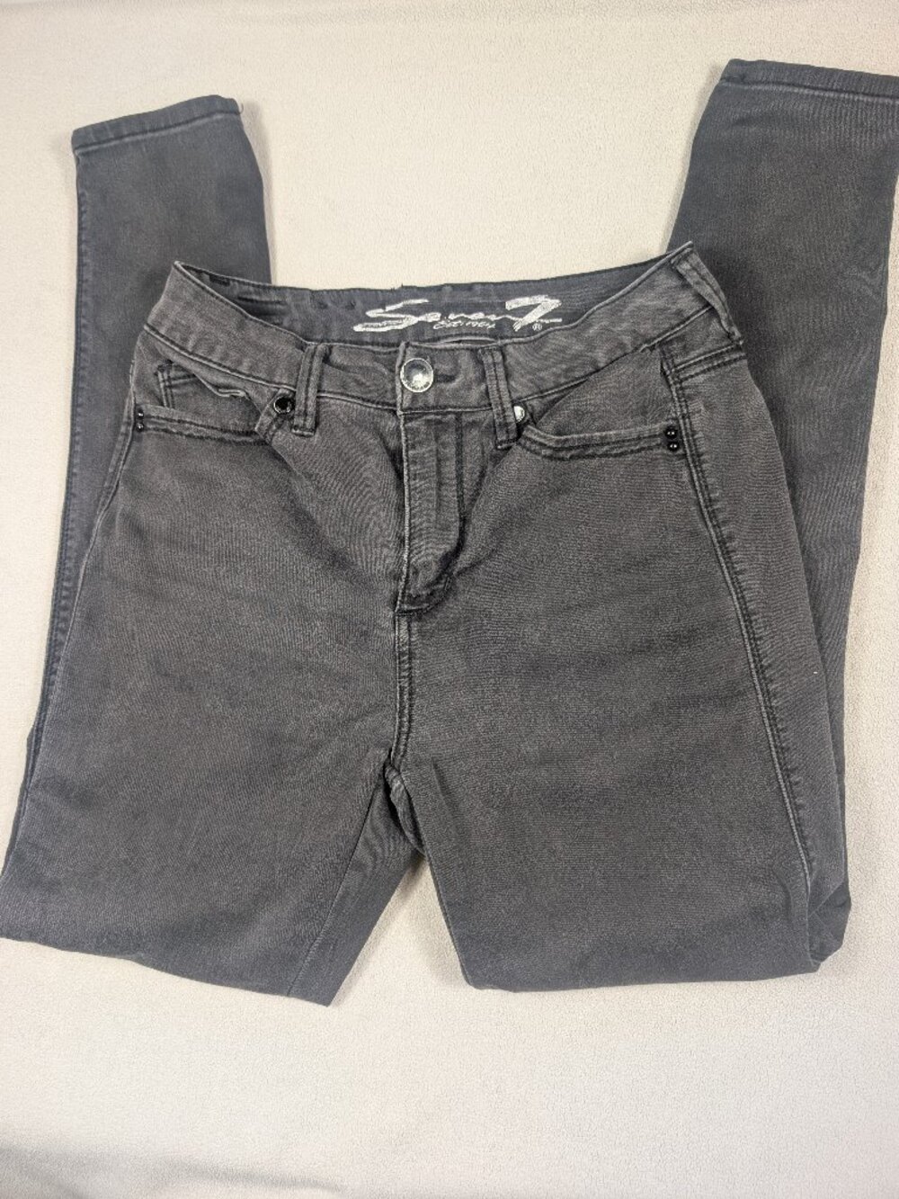 Seven7 Jeans Women’s 8 Skin Fit Skinny Jeans Charcoal Black Embroidered Pockets